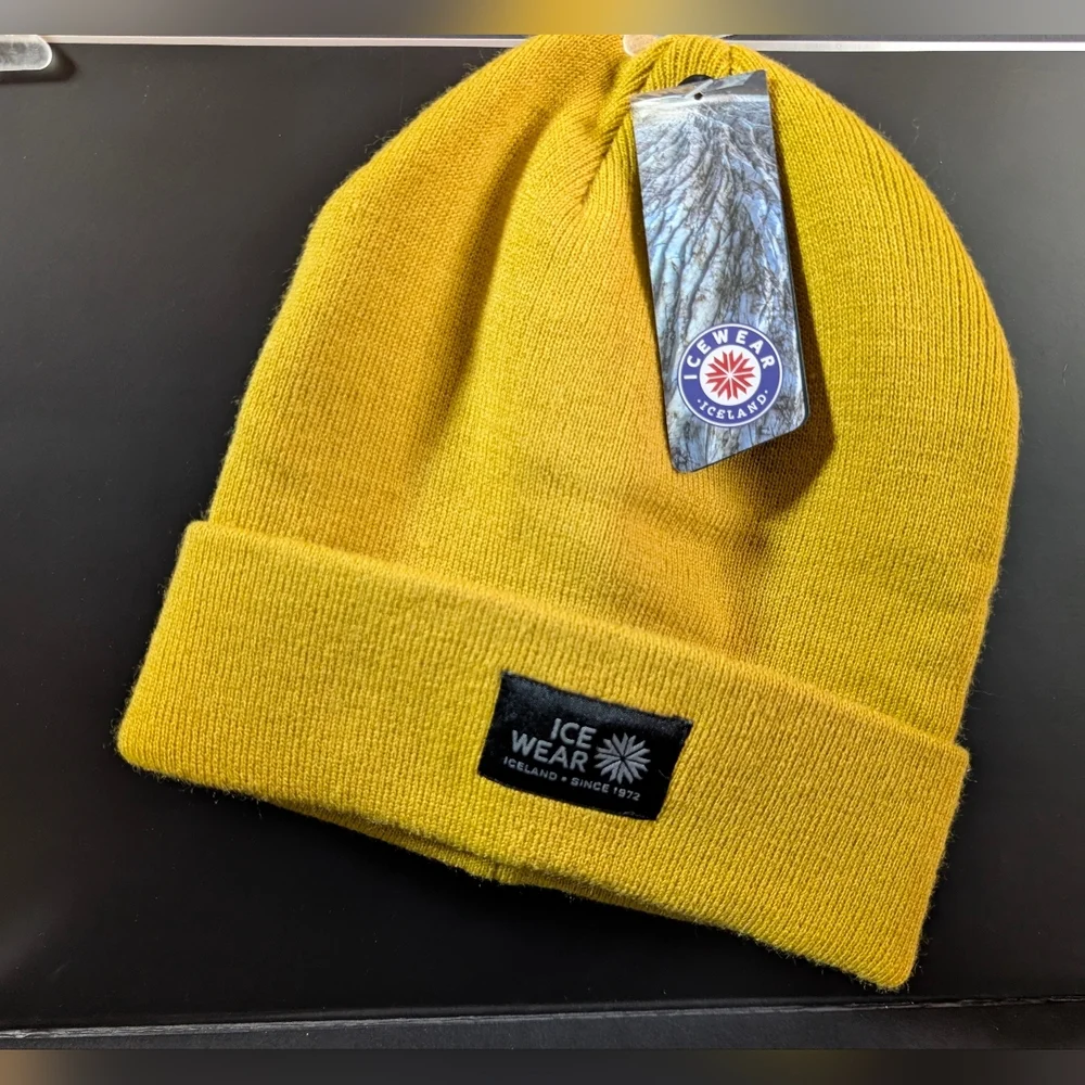 NWT Ice Wear Klettur Beanie Winter Hat - Picture 2 of 7